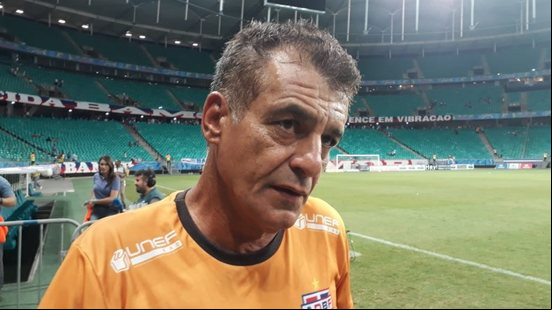 Imagem  Barbosinha avalia prejuízos da suspensão do futebol, fala sobre o futuro e mostra otimismo