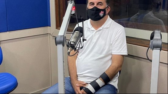 Imagem "Me entregaram o time na Série C", afirma o presidente interino do Vitória