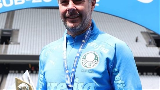 Imagem Ex-dupla Ba-Vi, preparador físico do Palmeiras avalia como melhorar a Base para o futuro