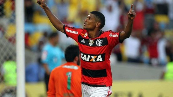 Imagem Márcio Araújo tem propostas e deve deixar o Flamengo