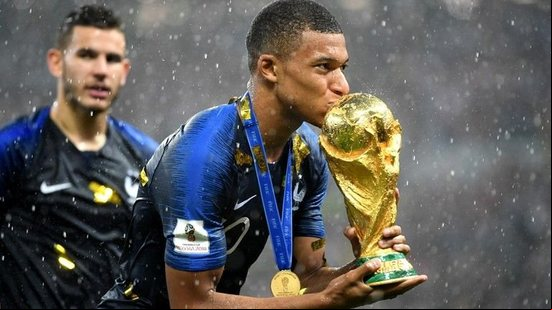 Imagem Respeito! Após "provocação" do Rei, Mbappé responde Pelé com uma postagem em sua rede social